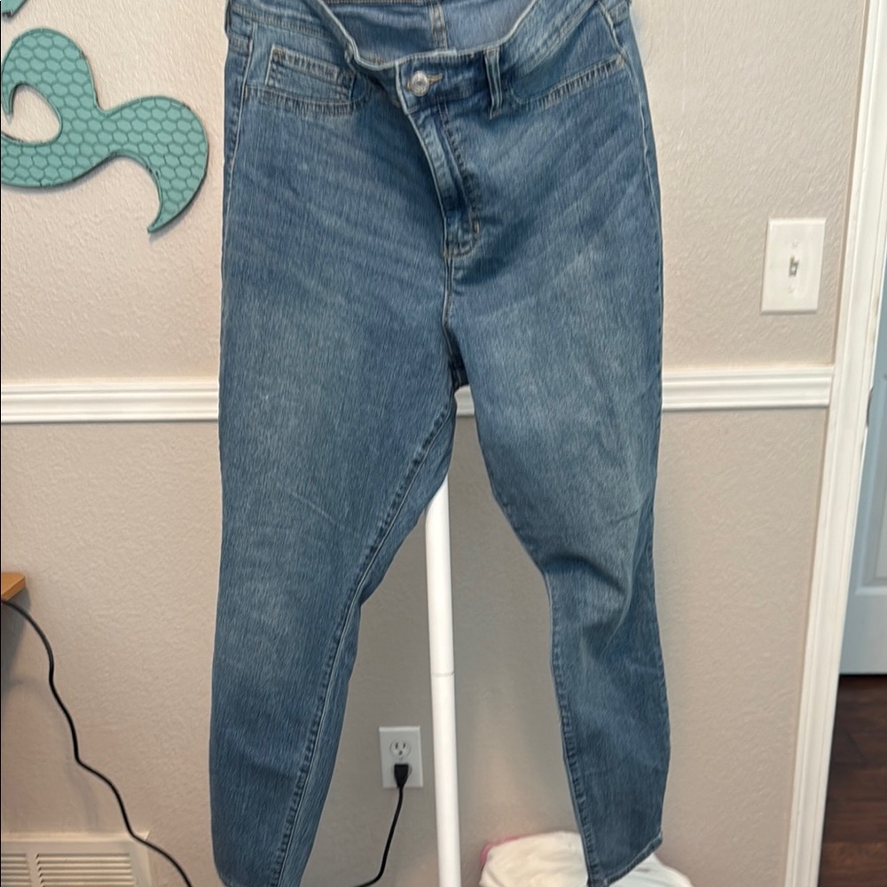 GAP Blue Skinny Jeans with Sleek Fit